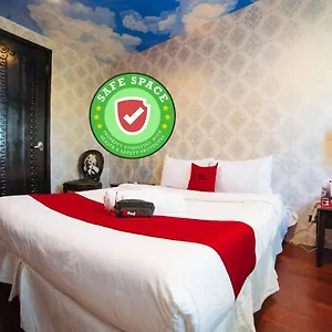 Hotel Reddoorz Plus @ Aguirre Ave Bf Homes, Las Pinas